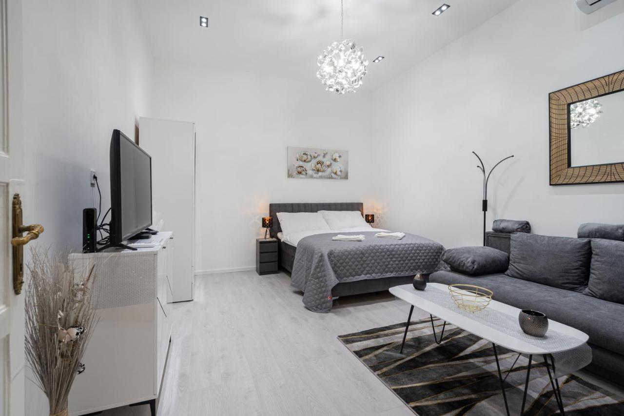 בודפשט Stellar Dwell Apartment מראה חיצוני תמונה